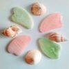 20220119_161804-01 Gua Sha de massage en New Jade ou Quartz Rose